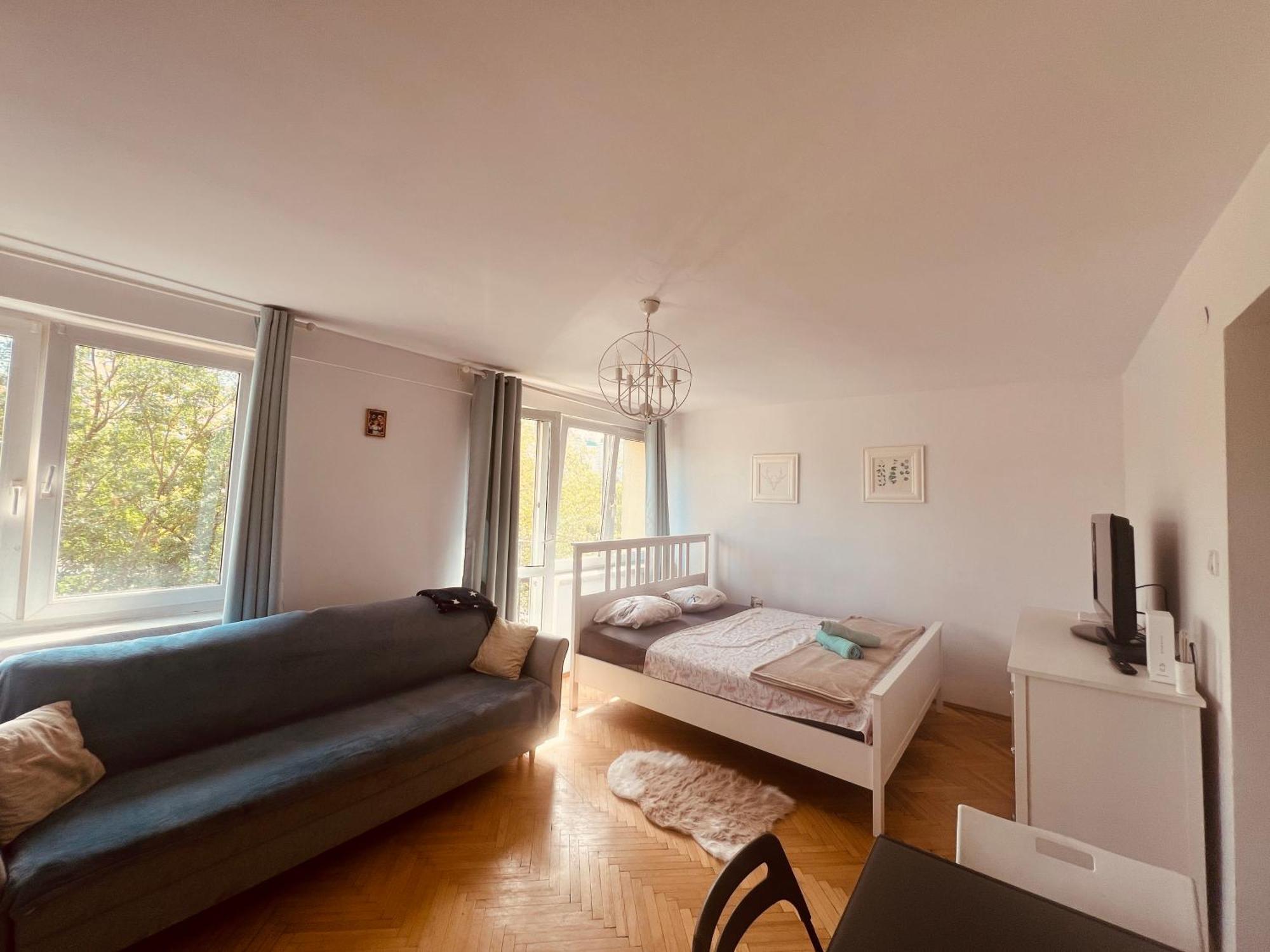 Entire Studio In Centrum Apartment Варшава Екстериор снимка